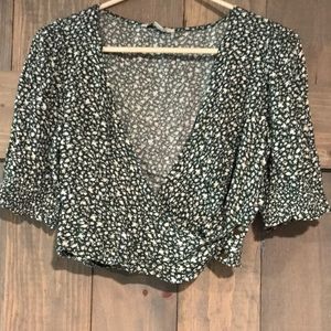 American eagle hunter green floral crop top